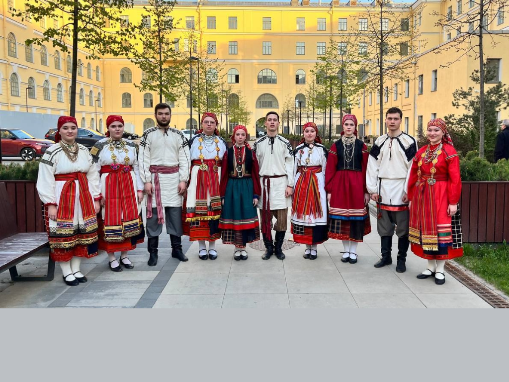 Фольклорный ансамбль «Междуречье»