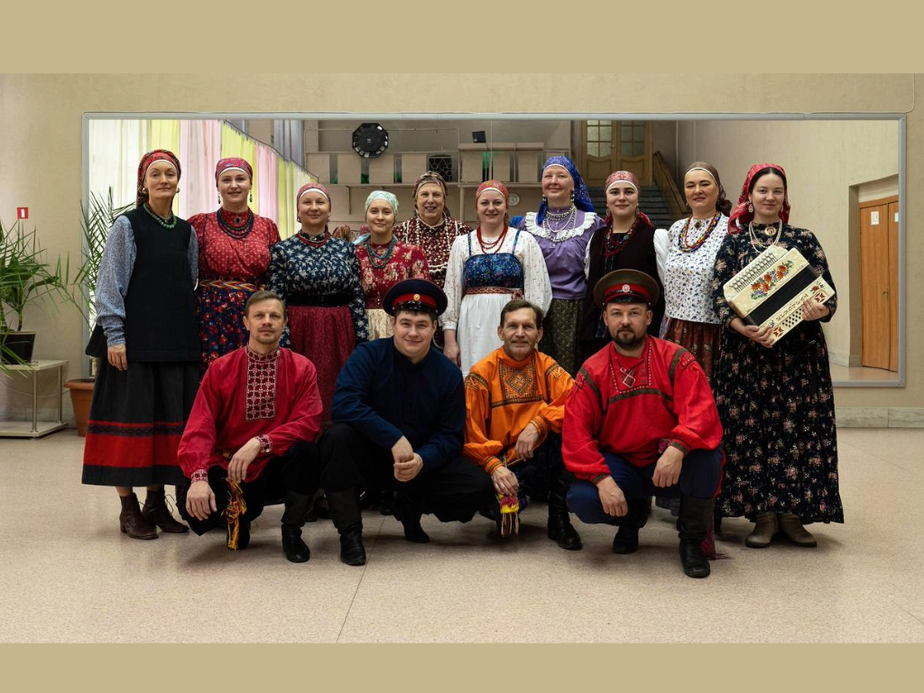 Фольклорно-этнографическая студия «Круглый год» народный самодеятельный коллектив